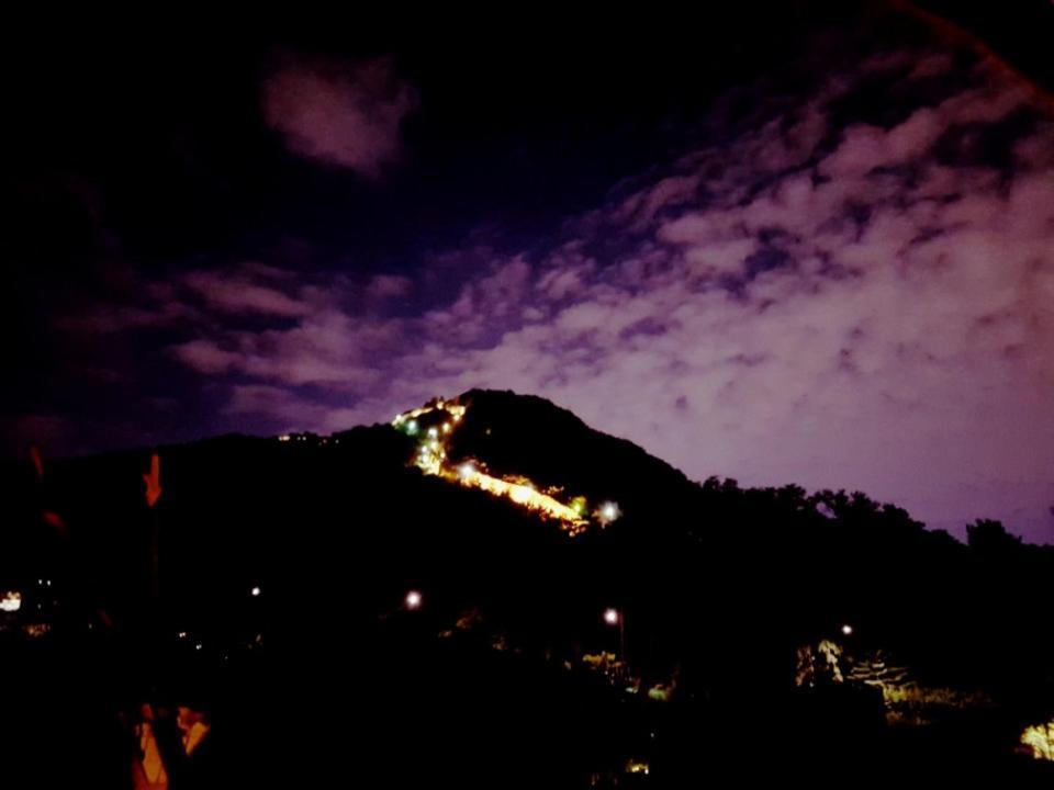 Guesthouse The Kims Seul Dış mekan fotoğraf